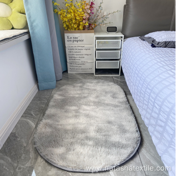 Oval bedside plush carpet